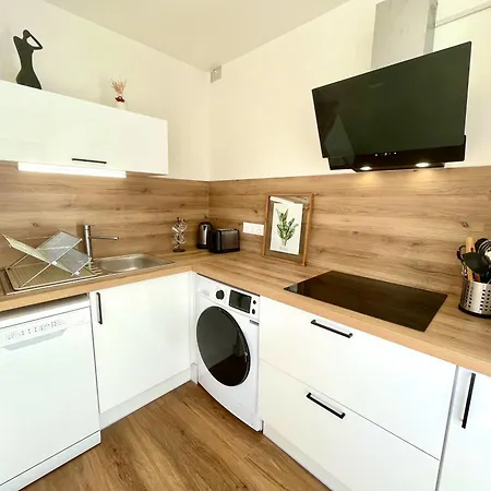 Apartment + Parking Prive *