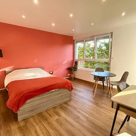Apartment + Parking Prive