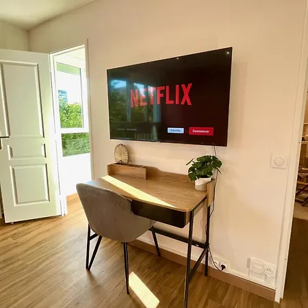 + Parking Prive Apartment